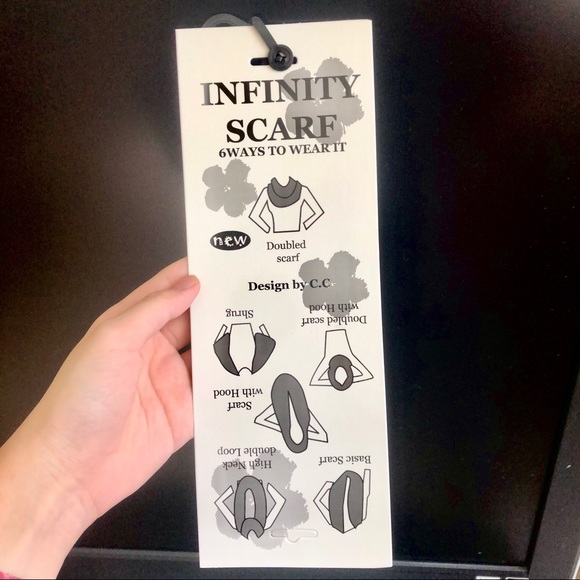 🏷️CHEVRON INFINITY SCARF - Picture 5 of 5